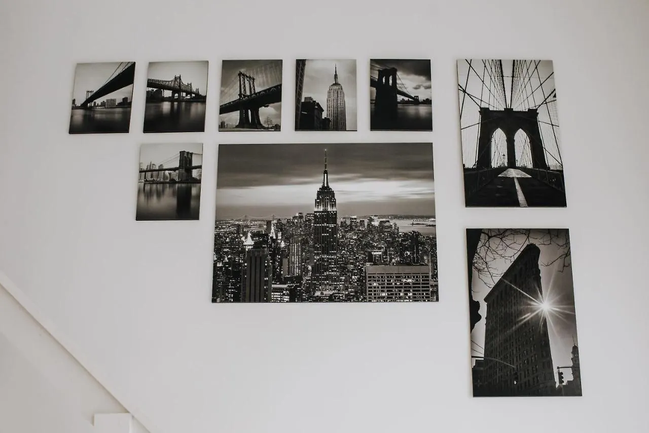 Comfy Apartment With Ac At New York Cafe Budapest