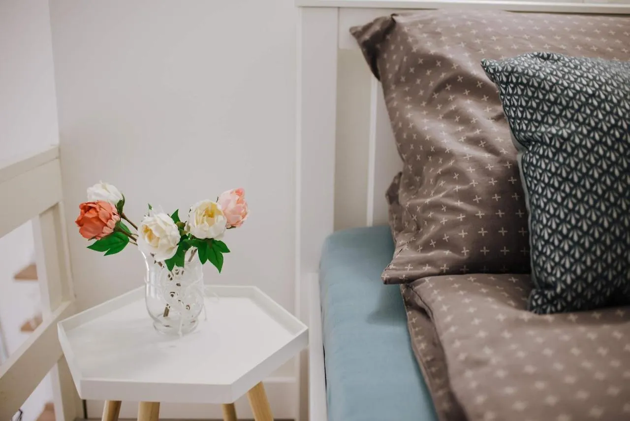 Comfy Apartment With Ac At New York Cafe Budapest